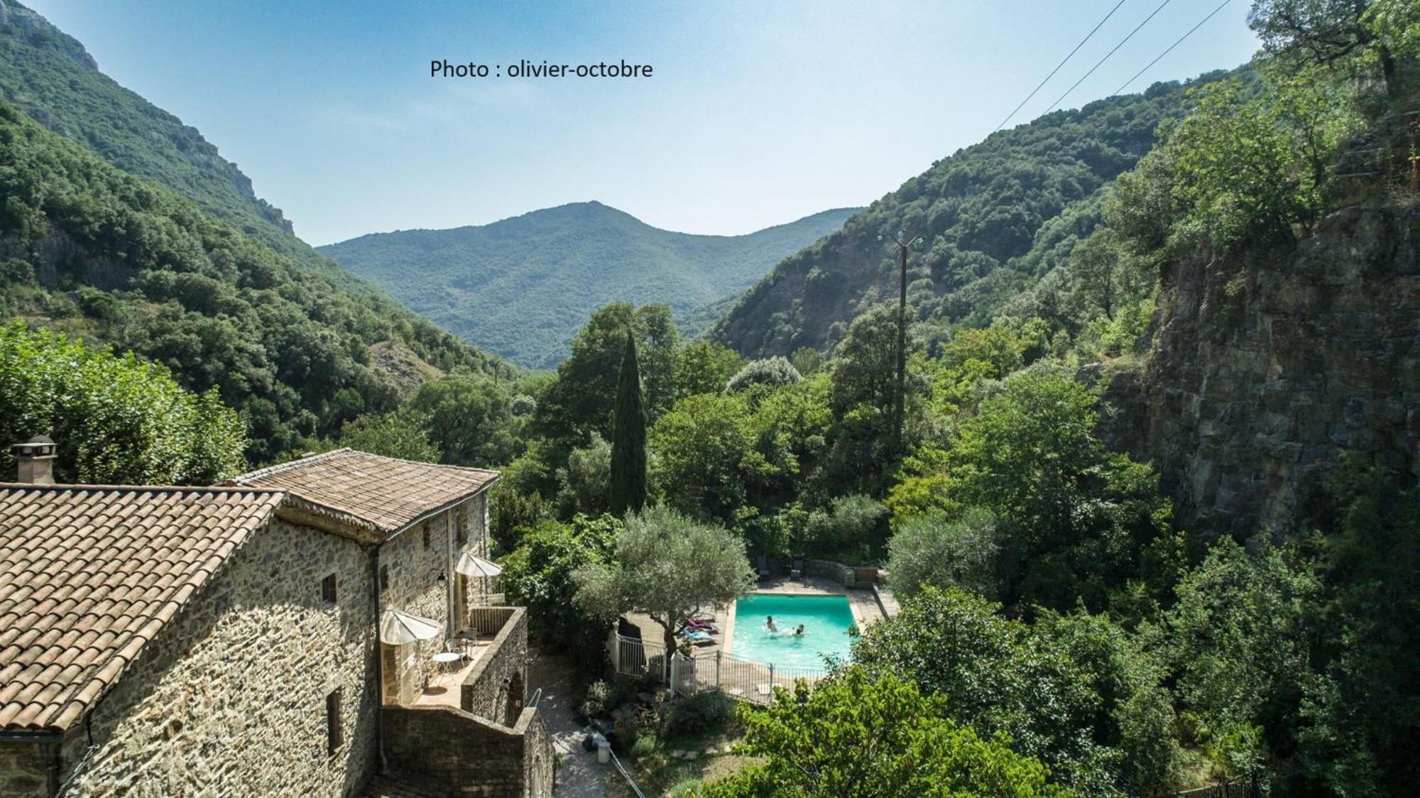 Domaine De La Carriere Bed & Breakfast Sumene Luaran gambar